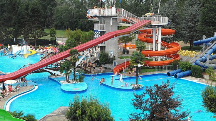 Il virus mette in crisi anche gli acquapark: "Incassi più che dimezzati"