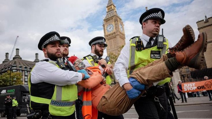 Human Rights Watch: “Nel Regno Unito il governo Starmer impone limiti severi alla libertà di protesta”