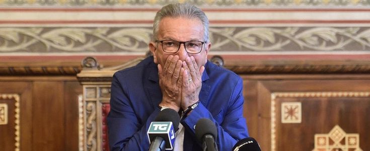 Arresti Legnano, Pd: "Salvini non può fare finta di nulla". M5S: "Emergenza enorme". Leader Lega: "Fiducia nei miei uomini e nei magistrati"