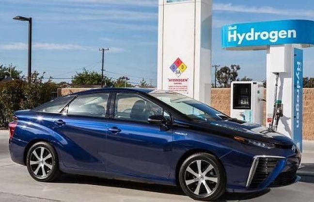 Toyota da record: ecco la  prima concessionaria al mondo di auto a idrogeno