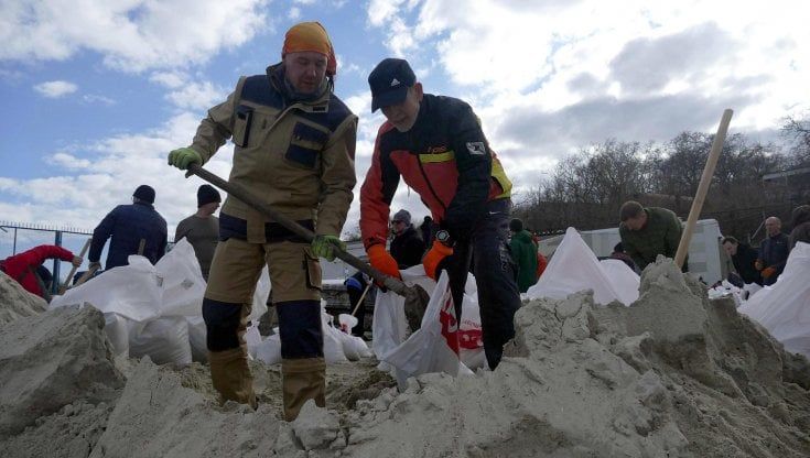 Ucraina, nelle trincee di Odessa: “I russi venivano da turisti ora vogliono annientarci”