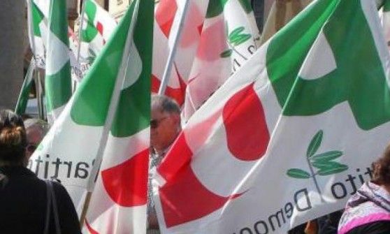 Primarie, si scalda la sfida sprint sul filo di lana sar&agrave; decisiva l'affluenza