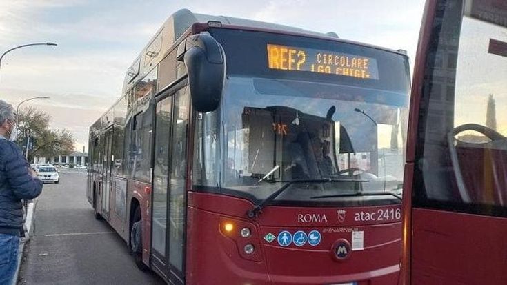 Atac, navette gratuite e abbonamenti speciali fino all’Epifania