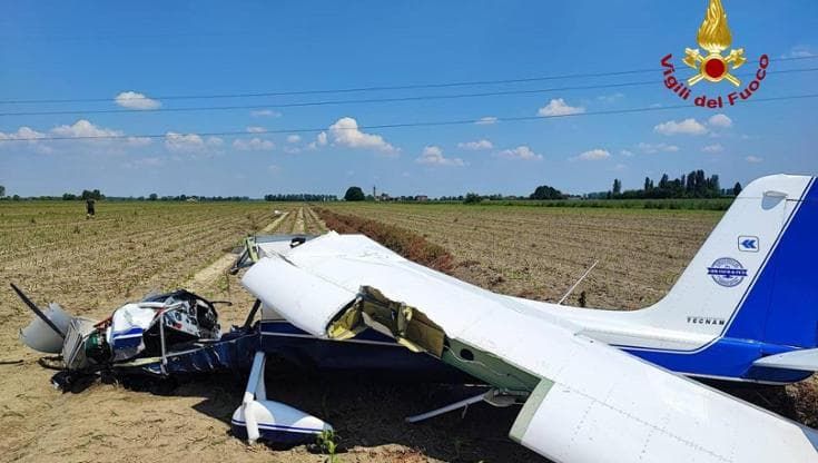 Ultraleggero si schianta a San Pietro in Casale, feriti gravemente i due passeggeri