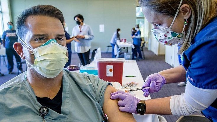 Più medici in corsia. Cig agli autonomi. E c’è il bonus bagno