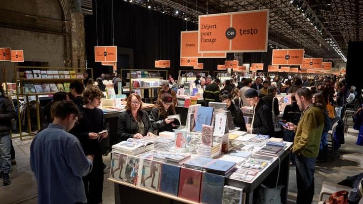 Autori, bookclub e nuovi linguaggi Testo apre agli aspiranti scrittori