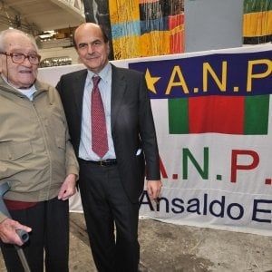 Riforme, l'affondo di Bersani: "Stop Italicum, serve un doppio turno di collegio"