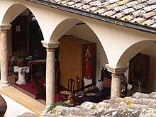 L'antiquariato in mostra nel chiostro