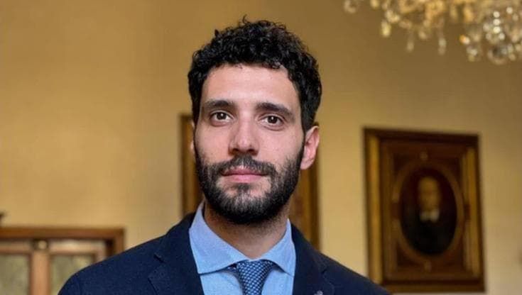 Prato, dopo i ricatti hard Cocci (FdI) si ritira dalle regionali. E si candida la deputata La Porta