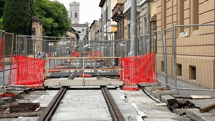 Tramvia in centro, lavori finiti a metà ottobre e primi viaggi a dicembre