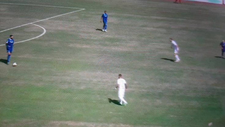 Il Catania perde 0-1 in trasferta nonostante l'uomo in più