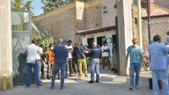 Coronavirus, Palermo: un solo caso dopo test alla cittadella dei poveri di Biagio Conte