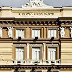 Mercadante chiuso per inagibilità