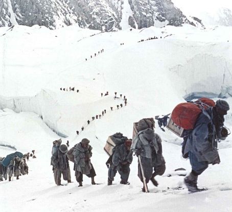 Alla conquista del K2, in mostra il mito di Compagnoni