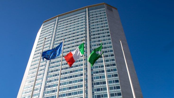 Fratelli d'Italia fa campagna acquisti al Pirellone: il forzista Alparone a un passo dal trasloco