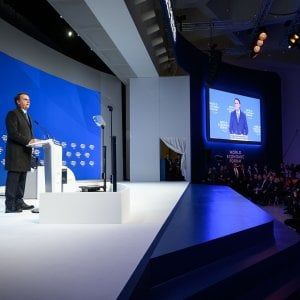 A Davos la promessa di Bolsonaro: "Un nuovo Brasile ma senza distruggere le foreste"