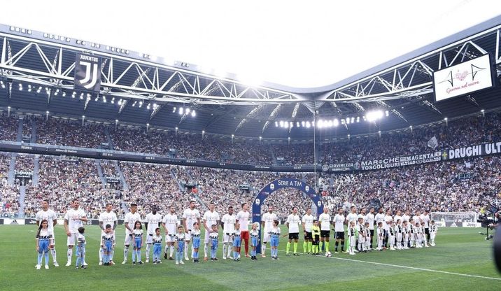 Serie A, la maglietta "Genova nel cuore"