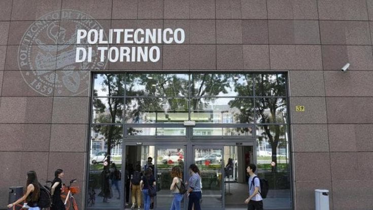 “Molestata da un dipendente del bar”, la denuncia di una studentessa del Politecnico