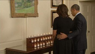 Il silenzio di Michelle e Obama per le vittime di Newtown