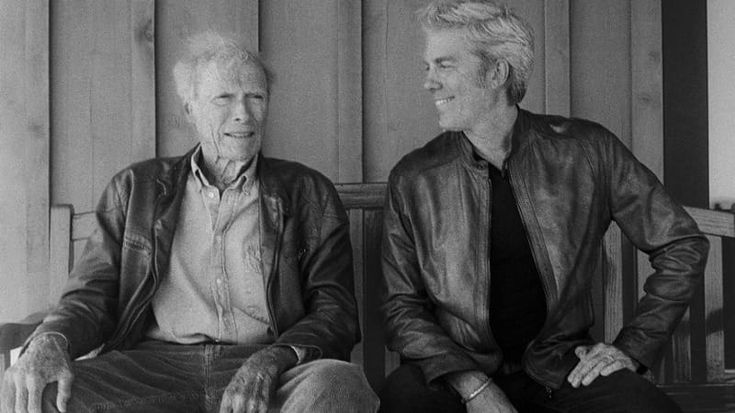 Il figlio di Clint Eastwood, Kyle, rende omaggio al padre: nel nuovo disco le musiche dei suoi film