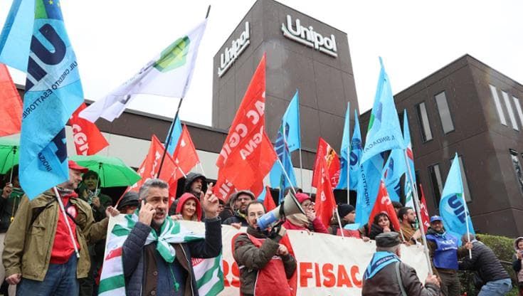 Unipol, scontro sullo smart working. I sindacati: “Dipendenti non centrali”. Cimbri: “Che tristezza”