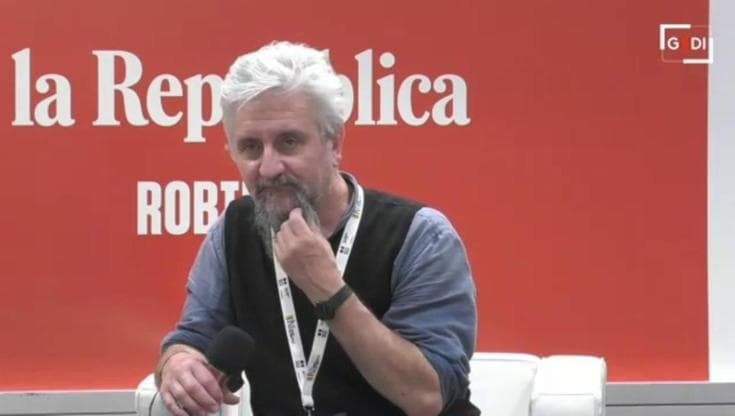 Celestini: “Non ho tifato per Zuppi papa. Perché? È 'na cattiveria”