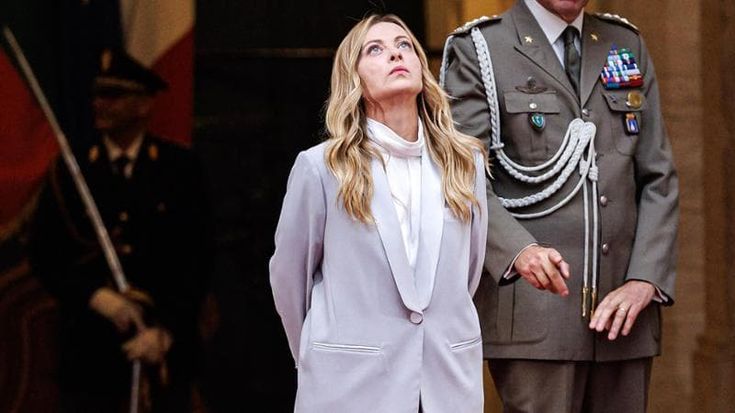 Meloni si smarca. La scelta anti-tycoon per non perdere voti