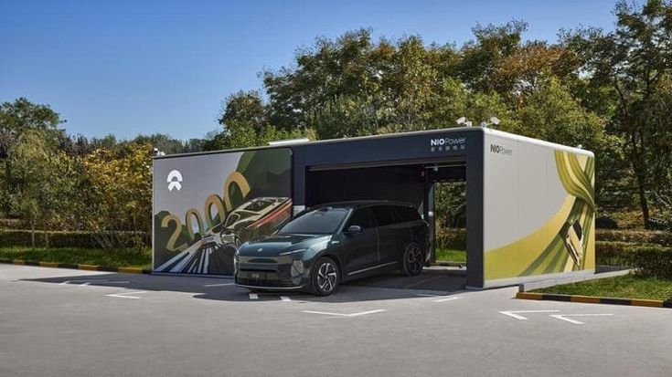 Battery swap, Nio fa il record: ti cambia la batteria in poco più di due minuti