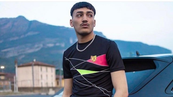 Faida dei trapper, Simba la Rue agli arresti domiciliari: "La sua salute incompatibile con il carcere"
