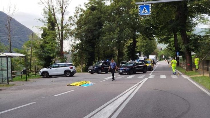 Investita sulle strisce pedonali a Spinone al Lago, morta una donna di 78 anni