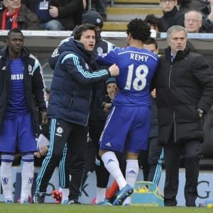 Inghilterra, il Chelsea soffre ma vince. Al Man Utd la sfida Champions con il Liverpool