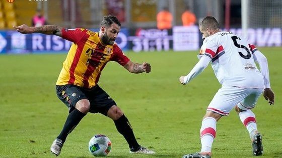 Serie B, ecco il programma: ritorno in campo il 17 giugno, chiusura il 20 agosto