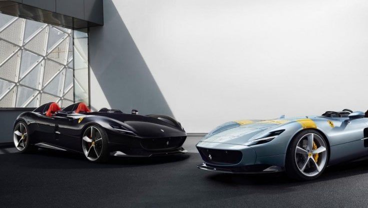 "Cavalcade" Ferrari, una festa per Icona