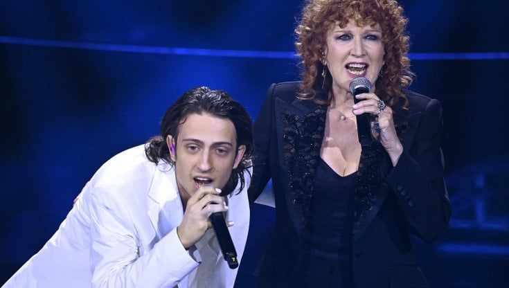 Sangiovanni e Fiorella Mannoia duettano sul brano 'A muso duro' di Pierangelo Bertoli