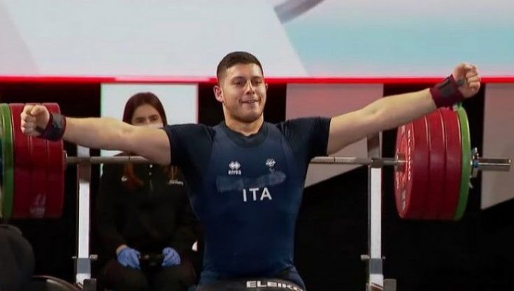 Potenza, Linkedin fa ammenda: pubblicato il nudo dell'atleta paralimpico Donato Telesca