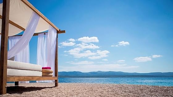 Amici, poi tempo e location, ecco l'algoritmo della vacanza perfetta