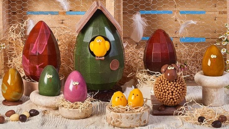 Il cioccolato attira api e marmotte: l’uovo di Pasqua cambia forma