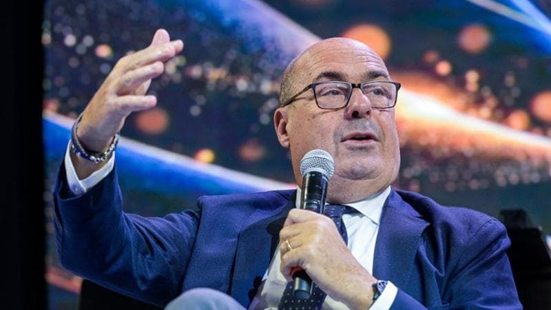 Scuola, Zingaretti a Commissione: “Verifichi se tetto a stranieri è compatibile con diritto europeo”