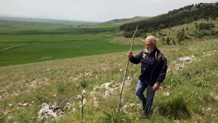 Da Monaco a Barletta a piedi sulle orme del padre in fuga dal lager: l'impresa di Pasquale a 73 anni