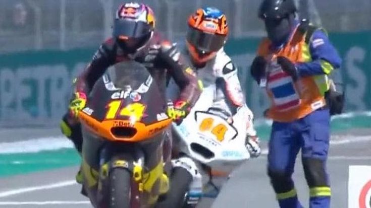 Gp Thailandia, Moto2: Arbolino investito sulla pit lane da Van den Goorbergh