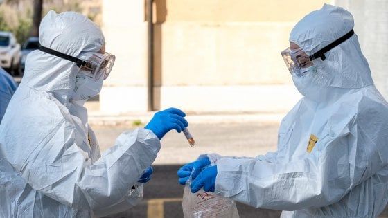 Coronavirus Lazio, 151 nuovi casi, 10 morti. Zingaretti: "Pensiamo a obbligo di vaccino influenzale per tutti gli over 65"
