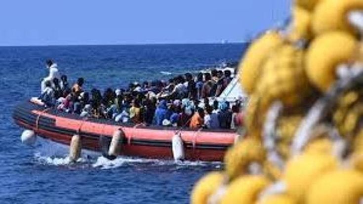 Decreto flussi, battaglia tra Piantedosi e Nordio. Il cdm rinvia il sì finale