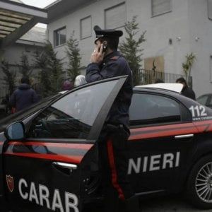 'Ndrangheta, 33 arresti nel clan Piromalli: colletti bianchi e falso olio di oliva negli Usa