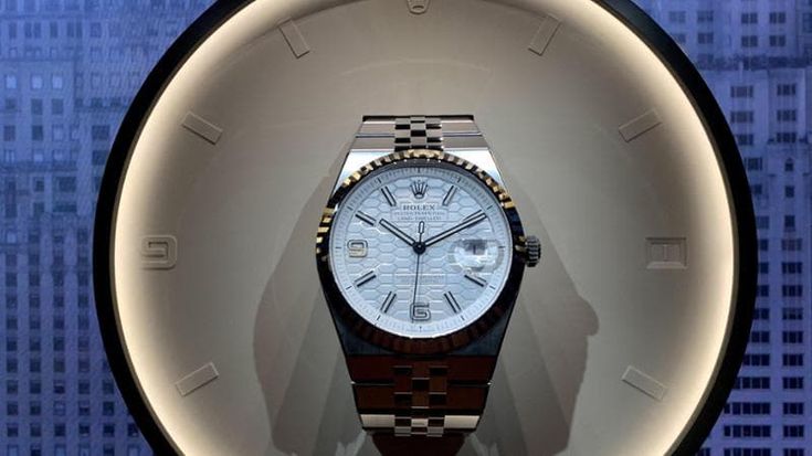No al sorvolo di droni: Rolex fa chiudere lo spazio aereo sopra i suoi stabilimenti in Svizzera