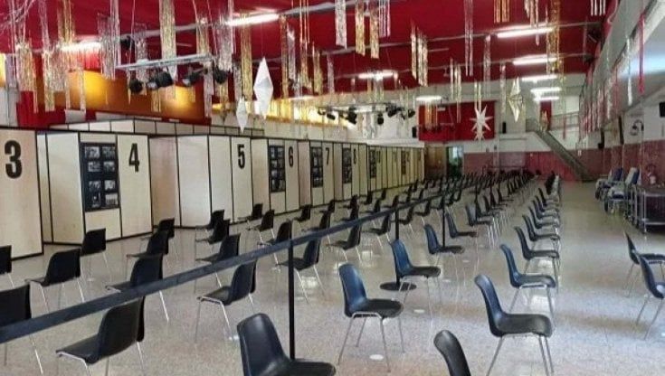 Genova, accordo con i camalli: l'hub in porto prorogato diventerà centro per tutte le vaccinazioni