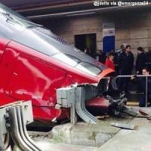 Anagni, treno alta velocità bloccato per ore: due bambini in ospedale