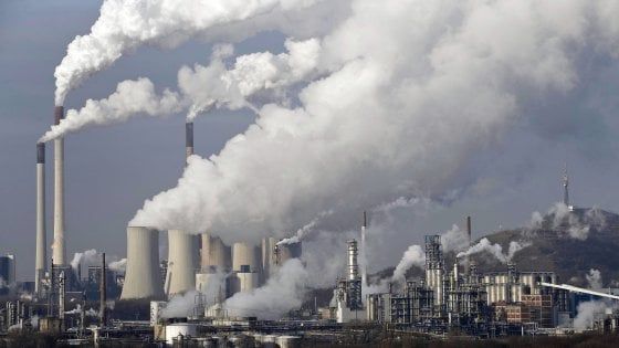 Allarme Co2, il grande ruolo delle rinnovabili