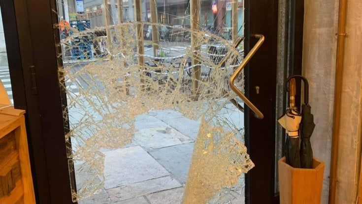 Parma, furti e spaccate: attività del centro nel mirino dei ladri 