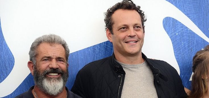 Mel Gibson e Vince Vaughn poliziotti violenti in America
