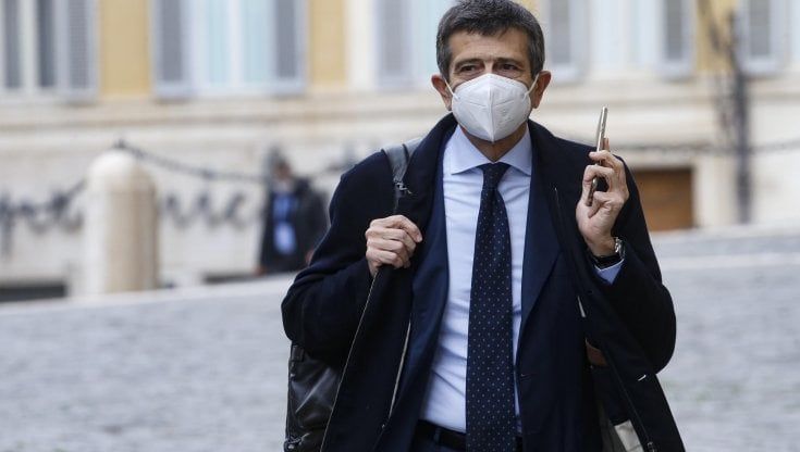Elezioni comunali a Milano, guerra dei veti nel centrodestra sulle candidature di Lupi e Minoli